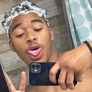 Meet your Posher, Mike